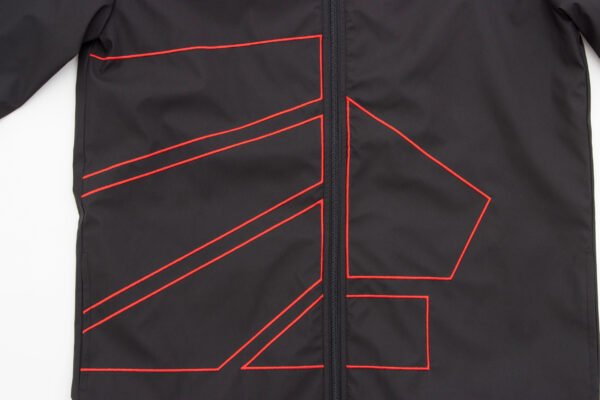 Jacket negra con logo BAC