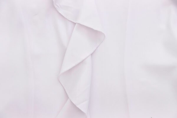 Blusa Blanca Cuello Pañuelo